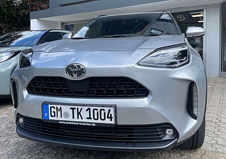 Toyota Yaris Cross Hybrid 130 1.5 Team D*Safety/Winter*