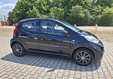 Peugeot 107 70 Petit Filou