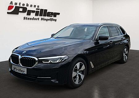 BMW 530 i Touring xDrive/NAVI/LED/Apple/HUD/PGSD/DAB