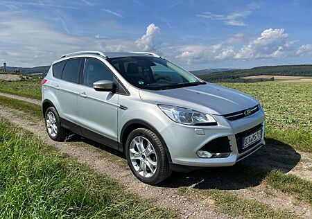 Ford Kuga 1.6 EcoBoost 2x4 Titanium