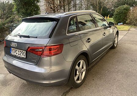 Audi A3 ambiente quattro
