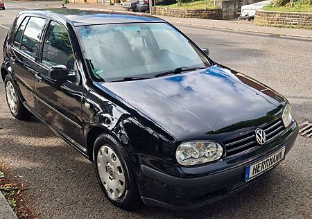 VW Golf Volkswagen 1.4 Comfortline 5-türig Tüv neu