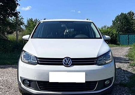 VW Touran Volkswagen 2.0 TDI DPF DSG Comfortline