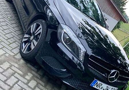 Mercedes-Benz A 180 (BlueEFFICIENCY) Style