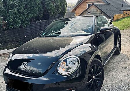 VW Beetle Volkswagen The Cabriolet 1.2 TSI Design Vollleder