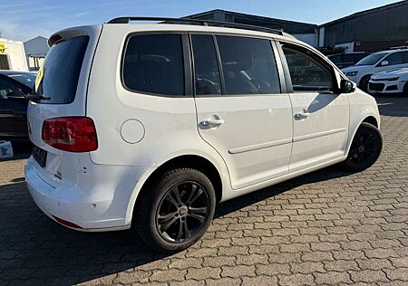 VW Touran Volkswagen Comfortline BMT
