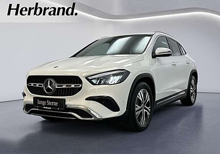 Mercedes-Benz GLA 200 Progressive AHKLenkradheizung Distronic