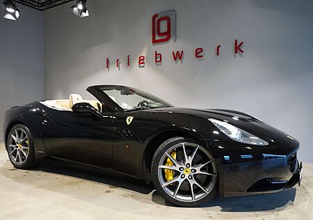 Ferrari California "30"4.3 V8 - Aproved inklusive