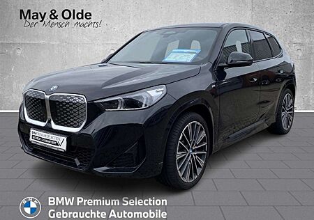 BMW iX1 30 xDrive M Sport AHK ACC HUD RFK Navi H&K LHZ SHZ