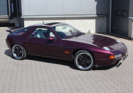 Porsche 928 S4: orig. -Werksw., 18", Scheckheft, H-Ken.