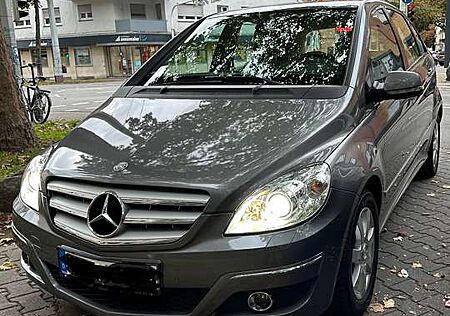 Mercedes-Benz B 200 Turbo Autotronic