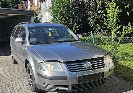 VW Passat Volkswagen 1.9 TDI Highline