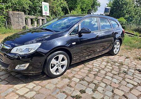 Opel Astra 1.4 Sports Tourer ecoFLEX Innovation