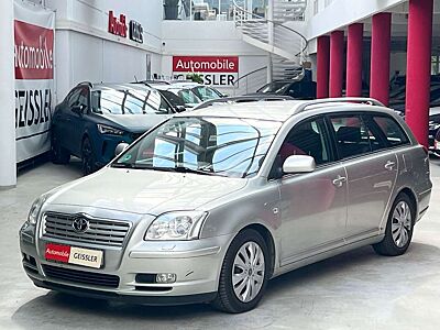 Toyota Avensis Kombi 1.8   Sitzhz+PDC