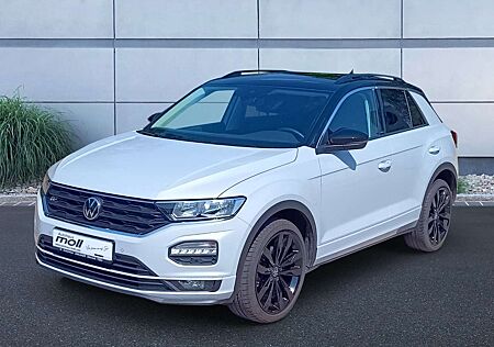 VW T-Roc Volkswagen Active 1.5 TSI DSG AHK, ACC, Rear View