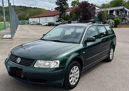VW Passat Variant Volkswagen 1.6 Tüv Neu 04/27