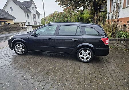 Opel Astra 1.9 CDTI DPF Cosmo