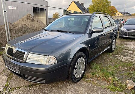 Skoda Octavia Combi Tour 1.6I gepflegter Zustand