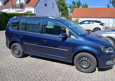 VW Touran Volkswagen Highline BMT
