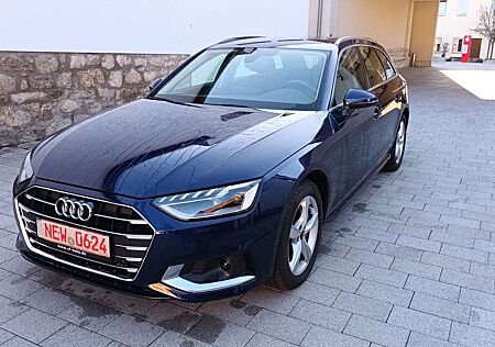 Audi A4 40 TFSI advanced S Tronic Navi Virtual LED ACC
