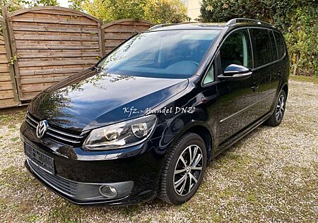 VW Touran Volkswagen Highline *DSG*ALCANTARA*KLIMAAUT*75TKM*SZ