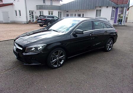 Mercedes-Benz CLA 180 Shooting Brake Klima SHZ PDC