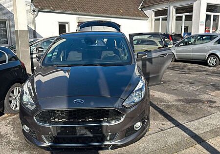 Ford S-Max ST-Line 7-Sitzer*