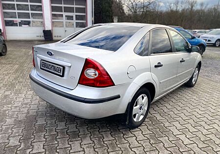 Ford Focus Trend/TÜV NEU/Klima