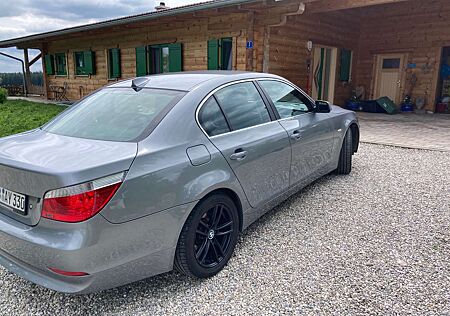 BMW 530xi 530