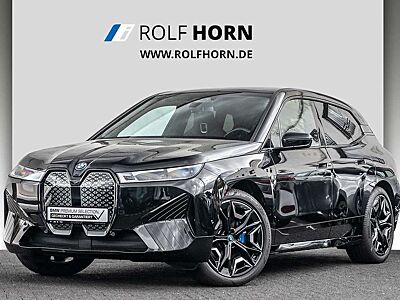 BMW iX xDrive40 Sportpaket Pano AHK Laser RfKam