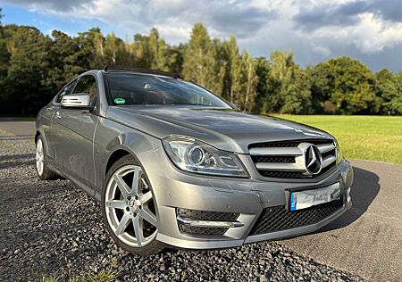 Mercedes-Benz C 350 Coupé AMG-Paket