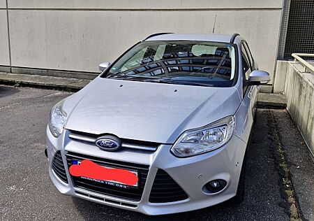 Ford Focus Turnier 2.0 TDCi DPF Aut. Trend