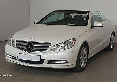 Mercedes-Benz E 200 CGI BlueEfficiency *Elegance-Leder*
