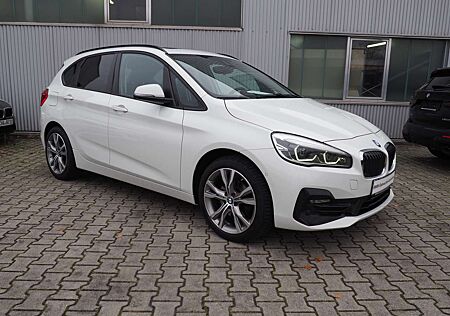 BMW 220 i Active Tourer Aut. Sport Line*Pano*AHK*adaptLED*