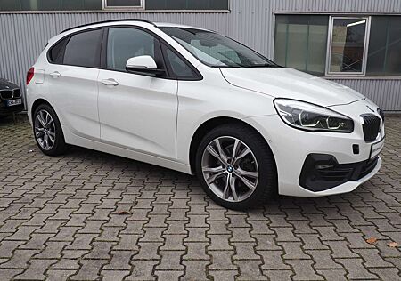 BMW 220 i Active Tourer Aut. Sport Line*Pano*AHK*adaptLED*