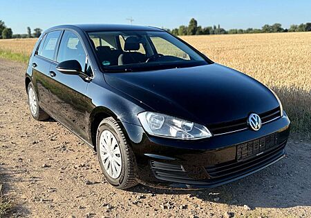 VW Golf Volkswagen VII Lim. Trendline BMT 1Hand *Anh.Kupplung