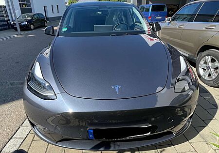 Tesla Model Y Long Range Dual Motor AWD