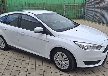 Ford Focus 1.6 Ti-VCT Trend