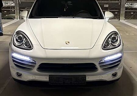 Porsche Cayenne Platinium Edition