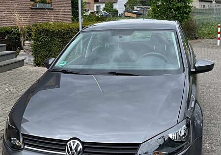 VW Polo Volkswagen 1.0 (Blue Motion Technology) Trendline