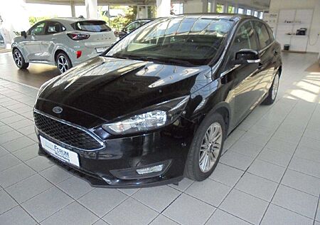 Ford Focus Cool & Connect