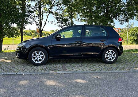 VW Golf Volkswagen 1.6Trendline