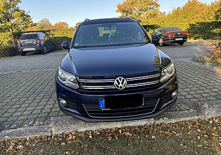 VW Tiguan Volkswagen Lounge Sport & Style BMT