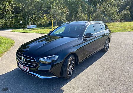 Mercedes-Benz E 300 E-Klasse+T-Modell+Diesel+Plugin+Hybrid+de+T+9G-TRO