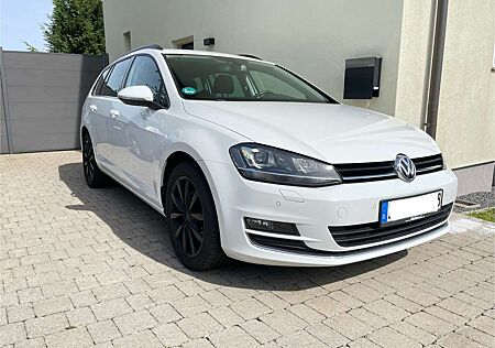 VW Golf Variant Volkswagen Golf VII Variant Diesel 2.0 BMT DSG Highline