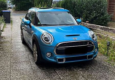 Mini Cooper S - Electric blue metallic