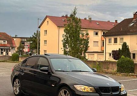 BMW 320i 320