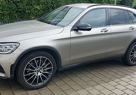 Mercedes-Benz GLC 220 d 4Matic 9G-TRONIC AMG Line