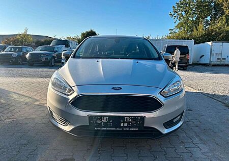 Ford Focus Turnier Business in Top Zustand