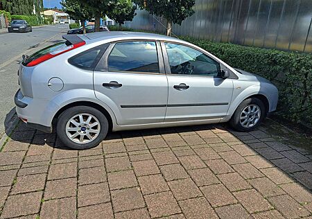 Ford Focus * Tüv 09/2026 - Klimaanlage *